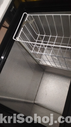 Walton deep freezer